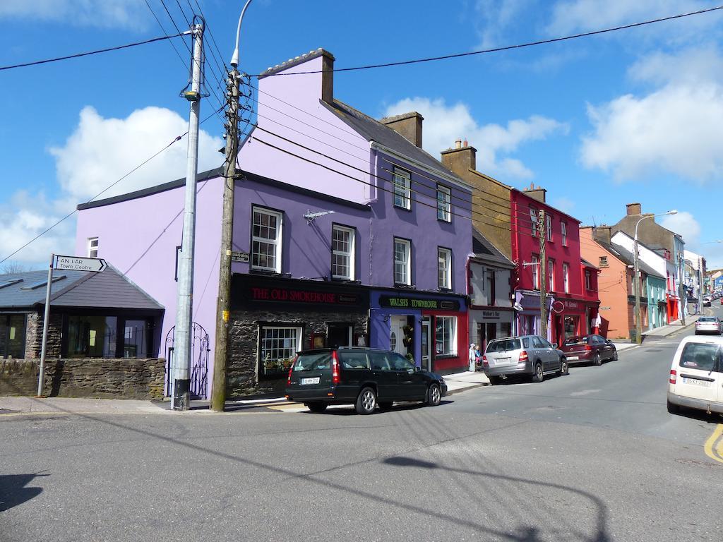 The Old Smokehouse Accommodation Dingle Exterior photo